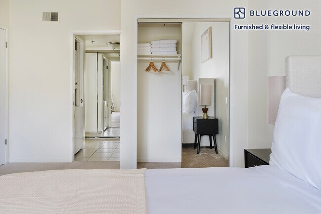 Building Photo - 345 Sheridan Ave