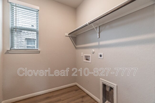 Building Photo - 13145 Maridell Park