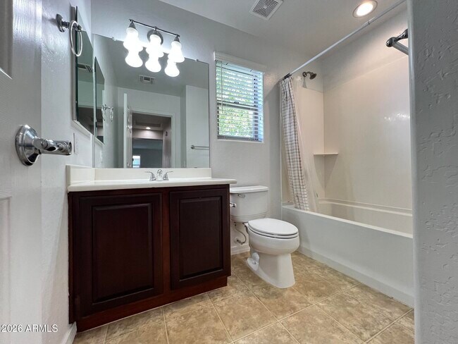 Building Photo - 4642 S Carmine Ln