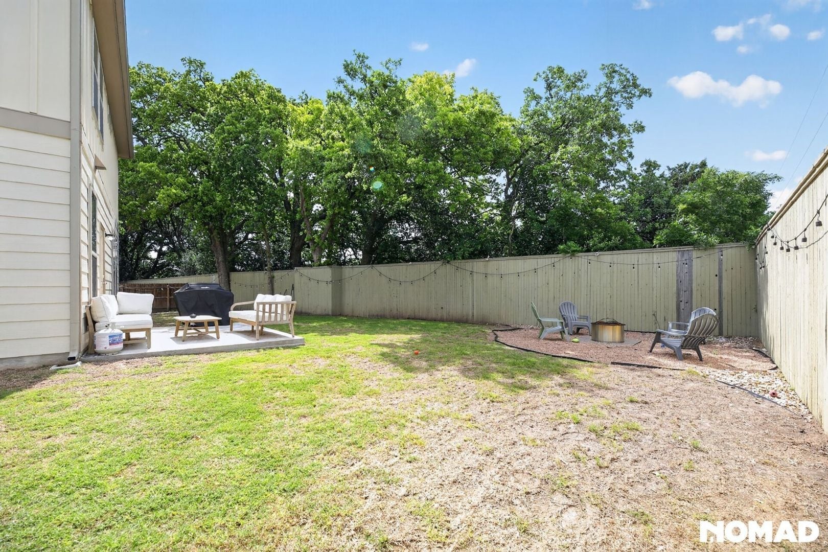 Building Photo - 417 Ln Dera Dr