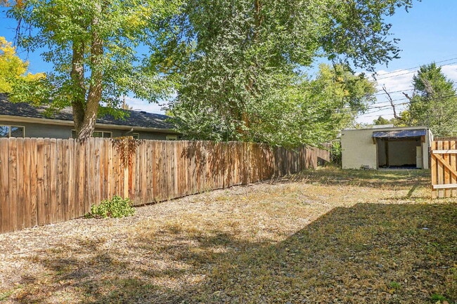 Building Photo - $1,495.00, 1-bed, 1-bath newly renovated l...