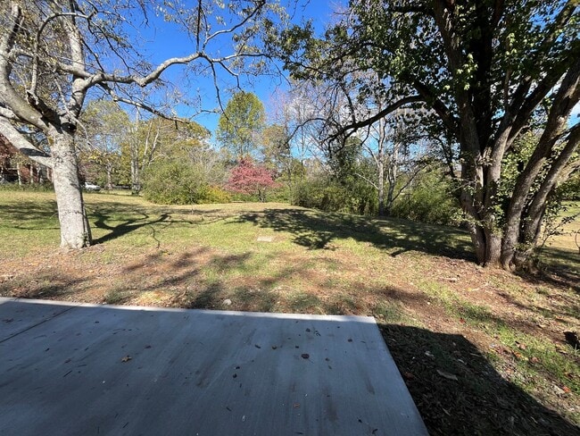 Building Photo - Charming 2 Bedroom / 1 Bath Home in Joelto...