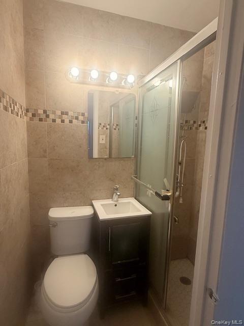 Building Photo - 42-44-44 Elbertson St