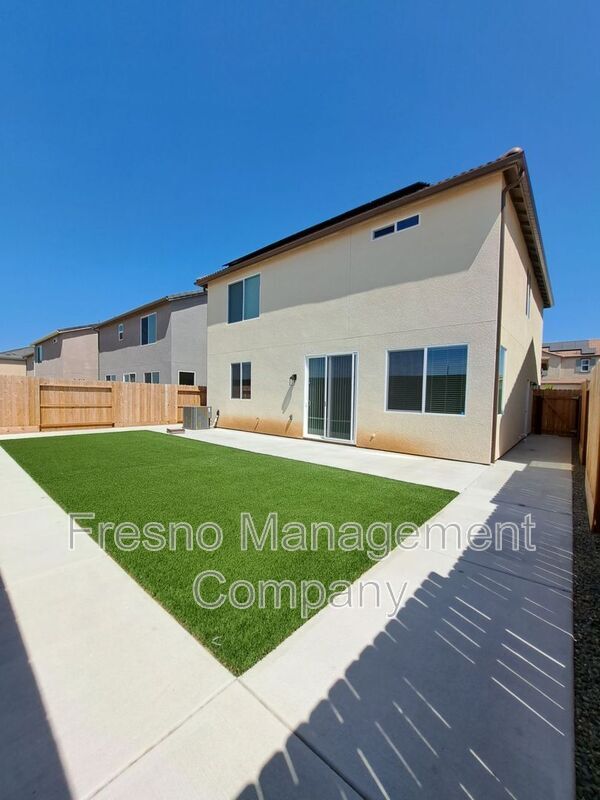 Building Photo - 2889 E Escarpa Dr
