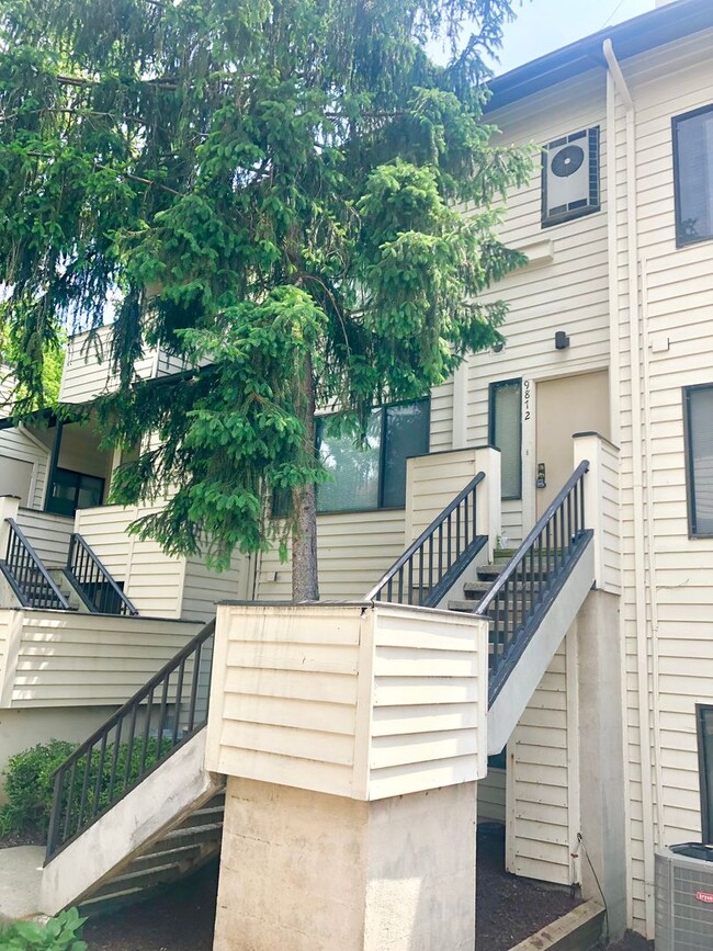 Primary Photo - Stunning 1BR/1BA Condo in Montgomery Village!