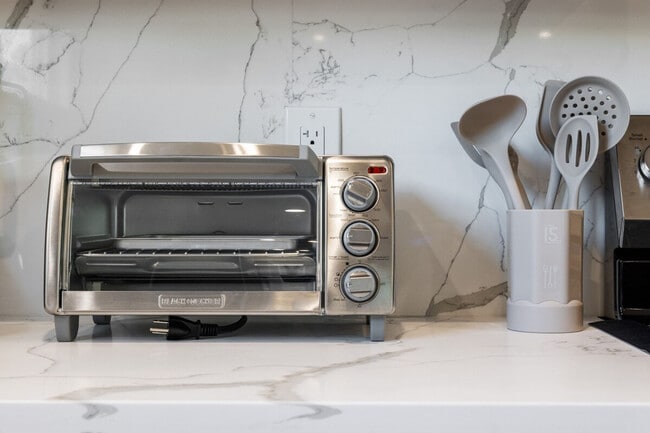 Building Photo - 1817 Andrea Pl