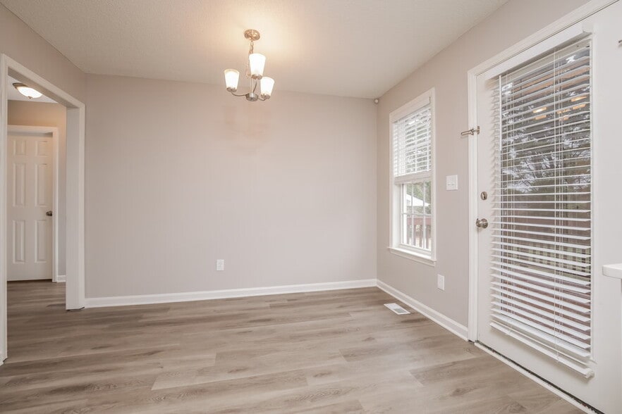 Building Photo - 100 Kildare Ct