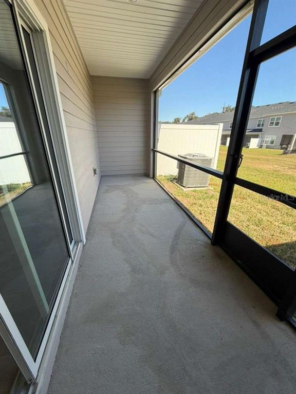 Building Photo - 3617 SE 37th Ct