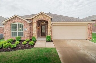 Building Photo - 1440 Bateman Ln