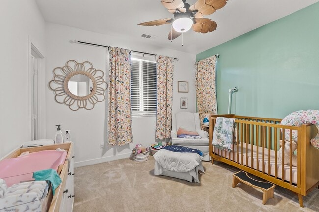 Building Photo - Exquisite Modern Townhome Nestled in the T...