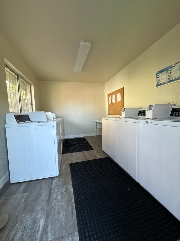 Building Photo - 5421 El Camino Ave