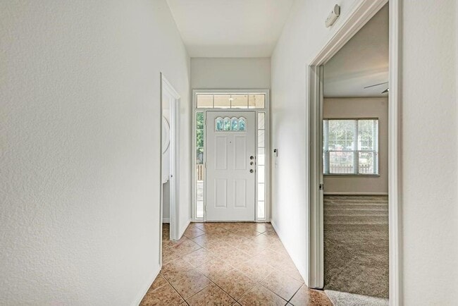 Building Photo - 1906 W 42nd St