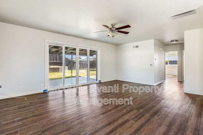 Building Photo - 1623 Ocala Ave