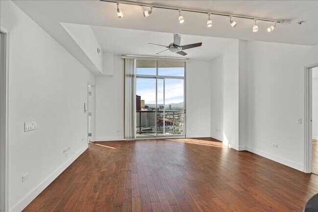 Building Photo - Dual Masters & Incredible Strip Views, 37th Floor or Allure