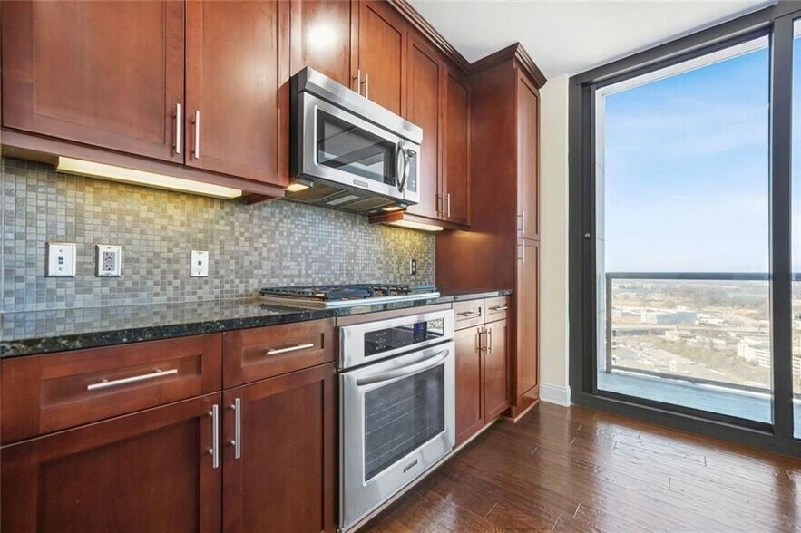 Building Photo - 270 17th St NW