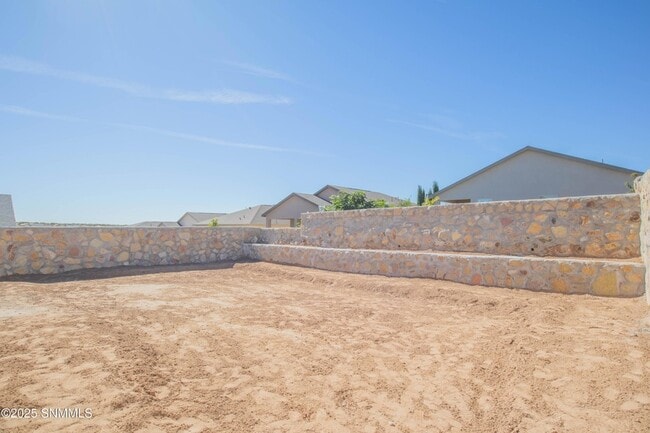 Building Photo - 5017 Sand Strm Rd