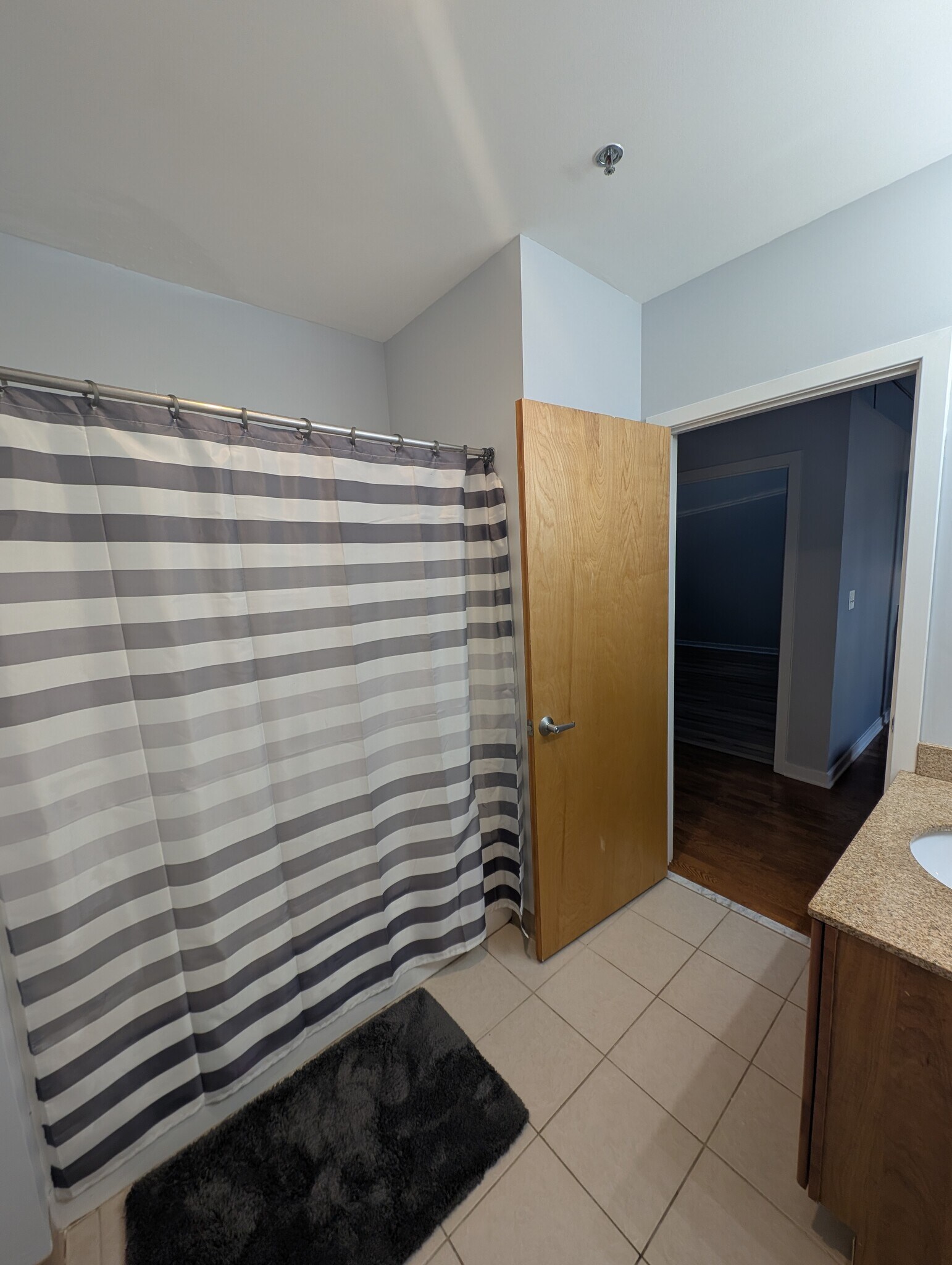 Building Photo - 160 Fremont St