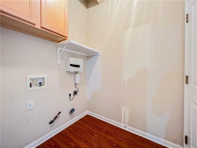 Building Photo - 1009 Hidden View Pl