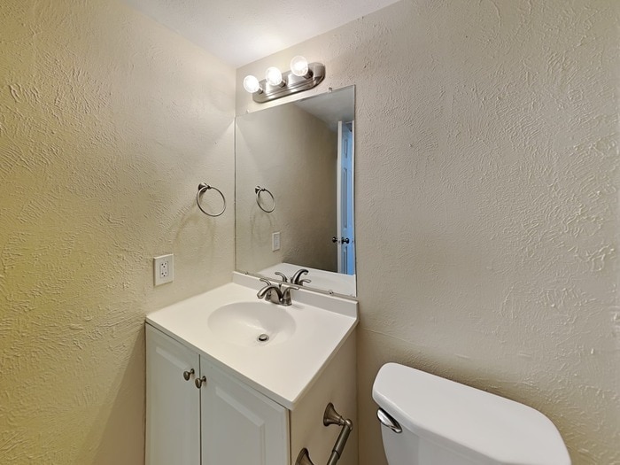 Building Photo - 7621 Pebble Beach Dr