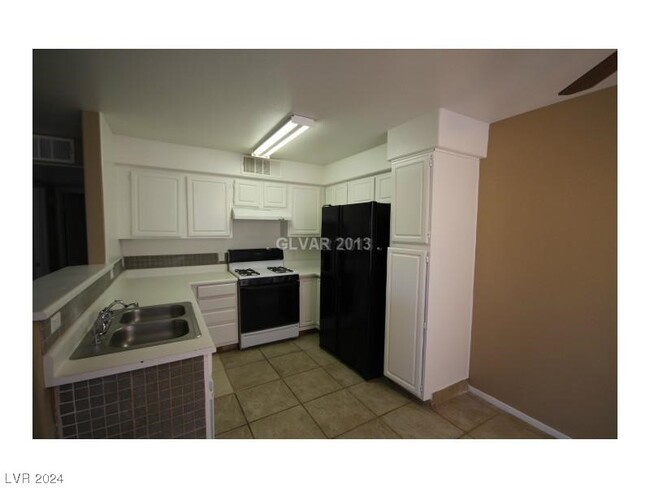 Building Photo - 5710 Tropicana Ave