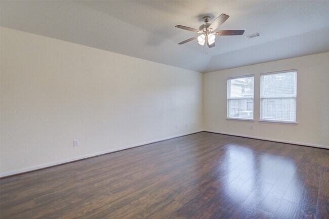 Building Photo - 17523 Cypress Orchard Ln