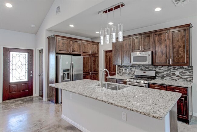 Building Photo - 1123 Walton Ln
