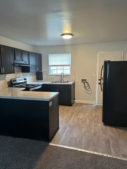 Building Photo - Five Points Residential