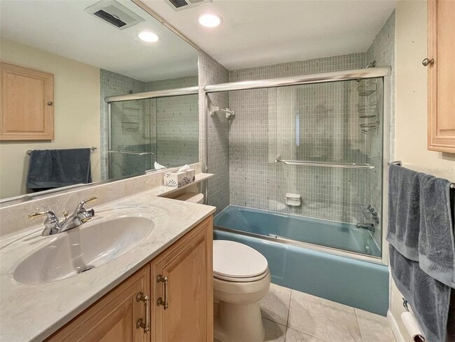 Building Photo - 3806 Gulf of Mexico Dr