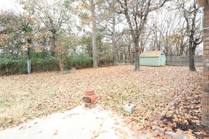 Building Photo - 312 Bluebird Ln