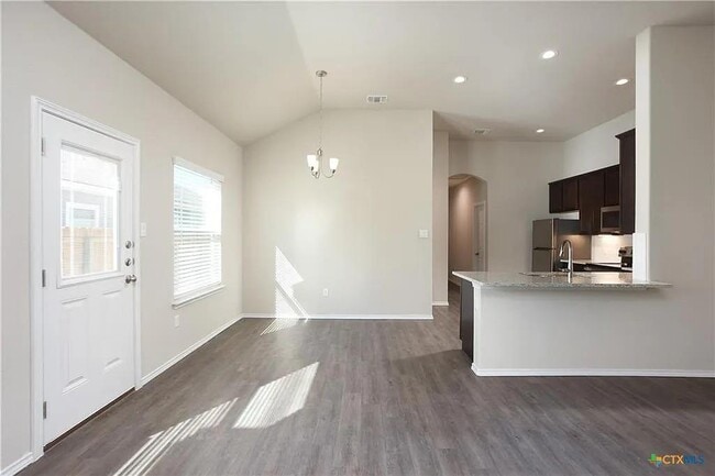 Building Photo - 3430 Scott Cir