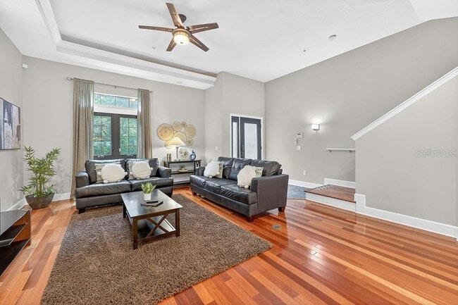Building Photo - 14525 Damai Ln