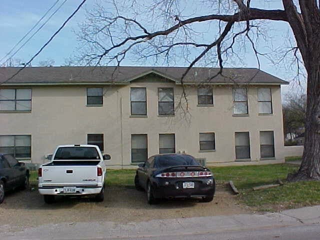 Building Photo - Elm Place Apartments