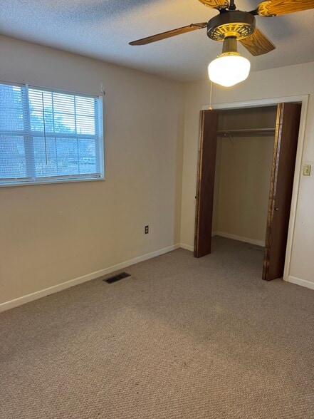 Large closets in bedrooms - 121 Country Village Ct