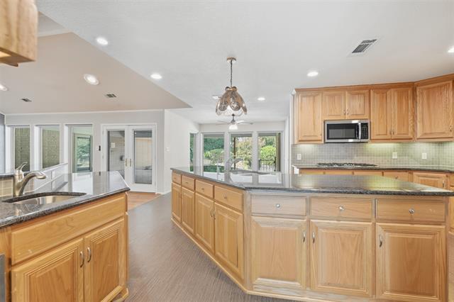 Building Photo - 6117 Lantana Ln