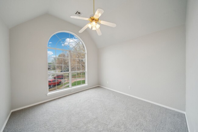 Building Photo - Remodeled 2 story in desired Stone Mill Br...