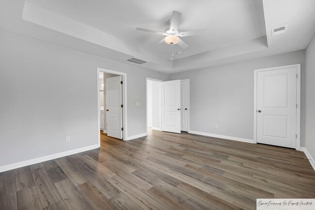 Building Photo - MODERN 3 BEDROOM IN LEXINGTON'S MURRAY VILLAGE