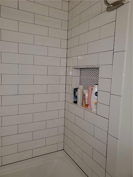 Building Photo - 1809 Dayflower Trce