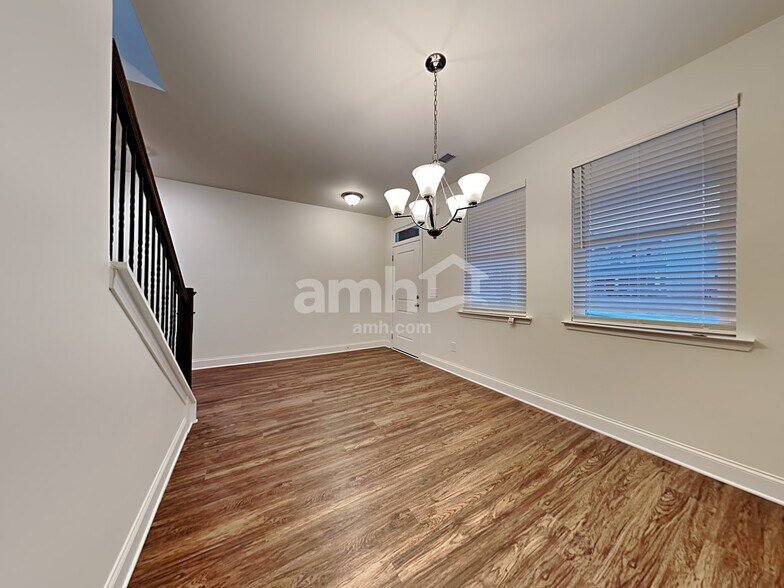 Building Photo - 1380 Ashlyn Ct