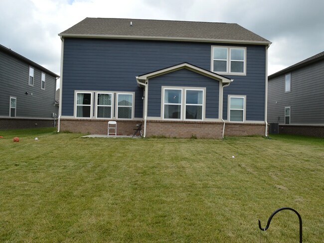 Building Photo - 4379 Risen Star Way