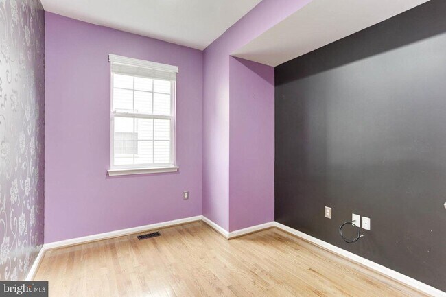 Building Photo - 6935 Heritage Crossing