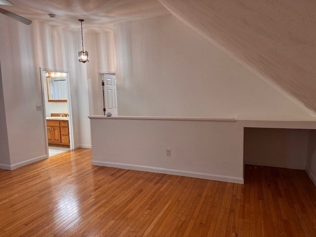 Building Photo - 281 Summer St