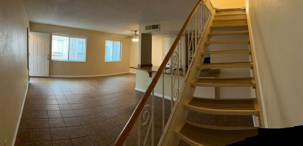 Building Photo - 6618 East Calle Alegria