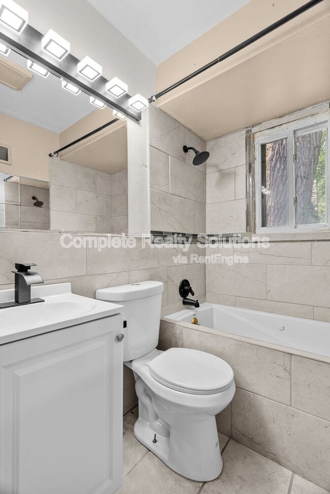 Building Photo - 7219 Harney Ave