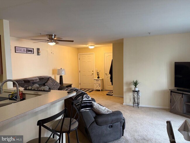 Building Photo - 110 Lionheart Ln