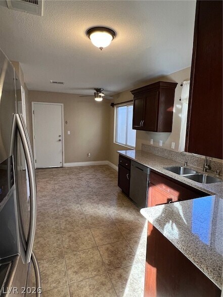 Building Photo - 4105 Abrams Ave