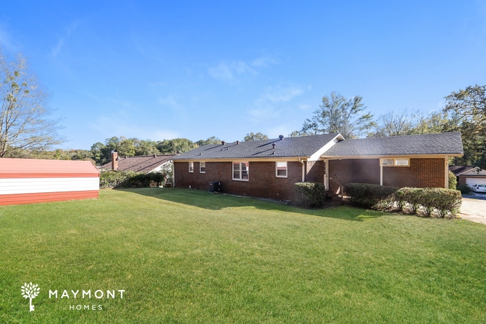 Building Photo - 3624 Springhill Dr