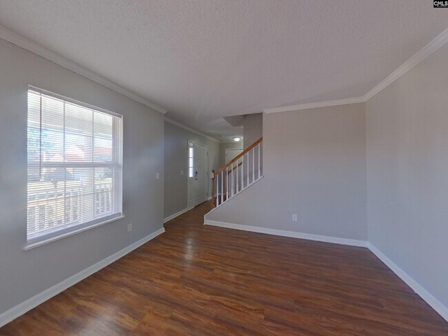 Building Photo - 7 Barnley Ct