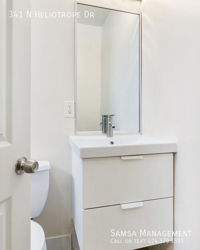 Building Photo - 341 Heliotrope Dr