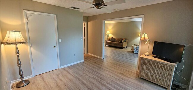 Building Photo - 6482 Approach Rd