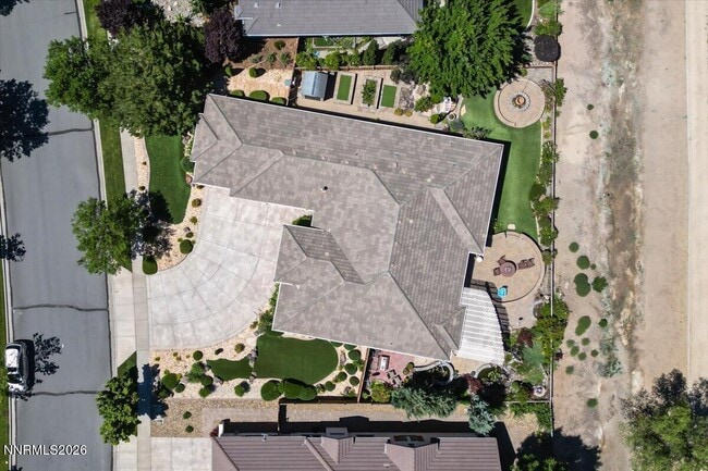 Building Photo - 7330 Island Queen Dr